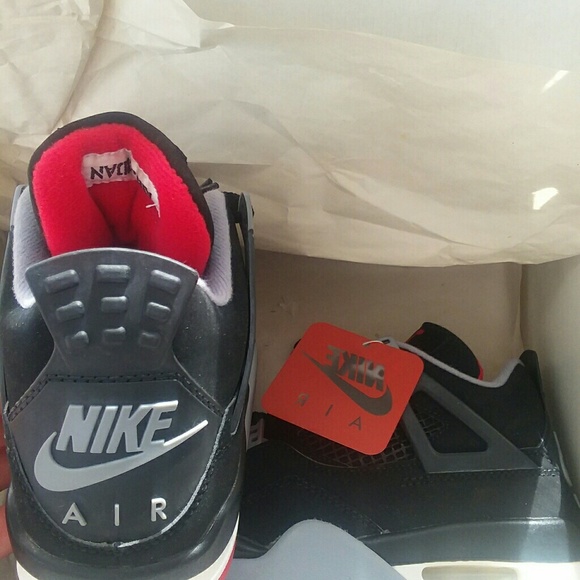OG JORDAN 4's BREDS Sz8 NEVER WORN🔥 - Picture 4 of 6